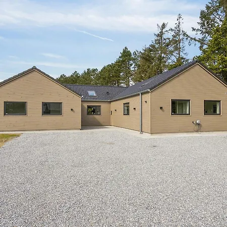 Romo Xv * Kongsmark
